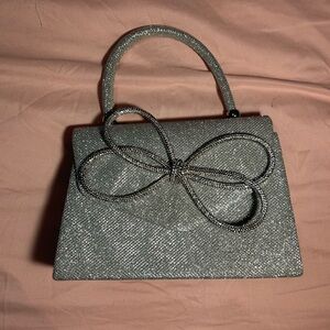 SHEIN Silver Glitter Clutch with Bow